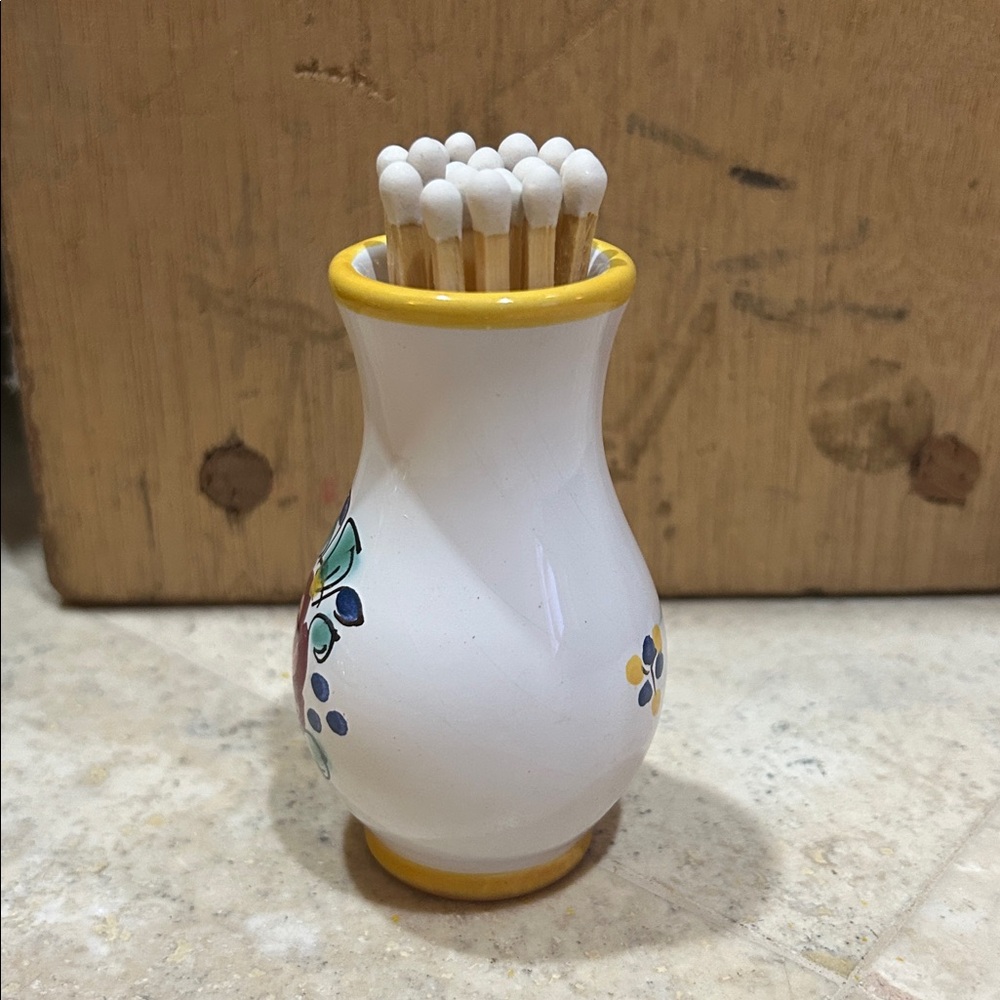 vintage Handpainted pottery bud vase Match Holder Striker - Picture 2 of 10
